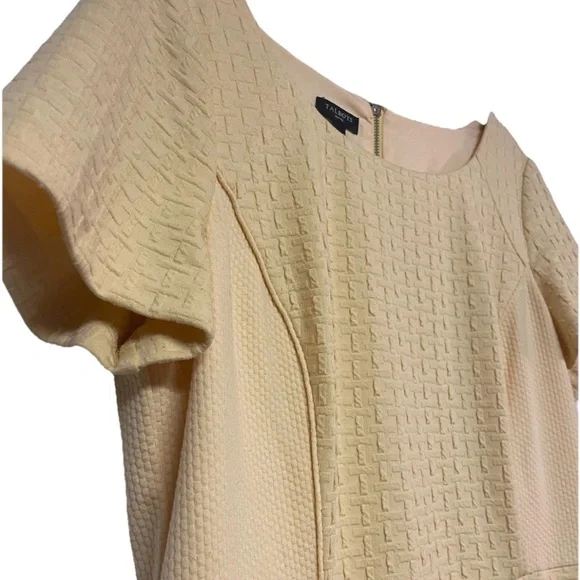 Talbots Petite 10P Yellow Short Sleeve Midi Dress - Quilted Retro Pleated Skirt - Picture 3 of 9
